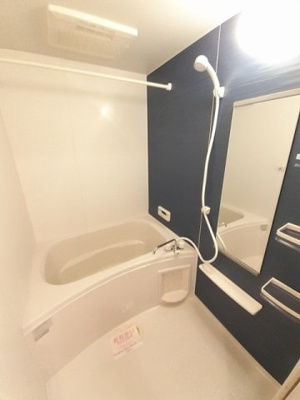 【浴室】 | シャルマン・シャトーⅡ | 【シャルマン・シャトーⅡ】きれいなお風呂です