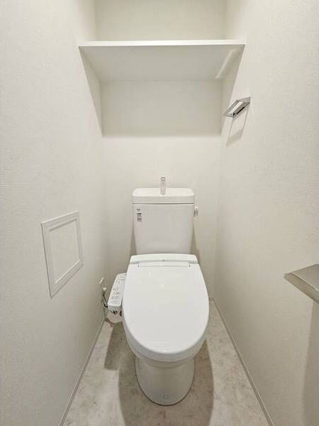 ディアレイシャス名古屋太閤通Ⅲのトイレ