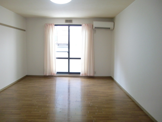 ブルーハイツの居間・リビング