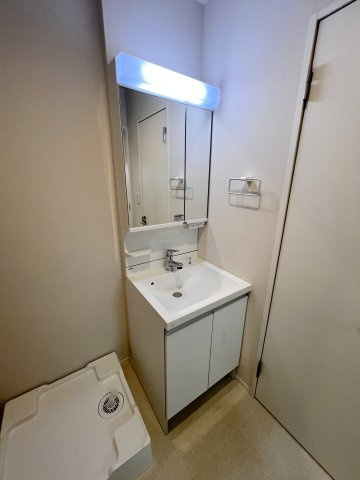 プレジール　ウエストの洗面所