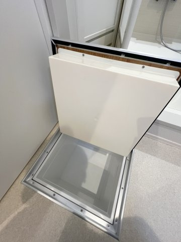 プレジール　ウエストの収納