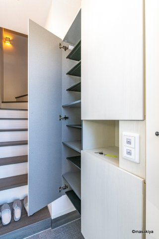 ヴィラ・飯綱の玄関