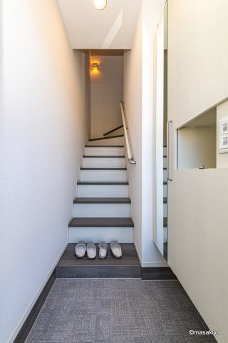 ヴィラ・飯綱の玄関