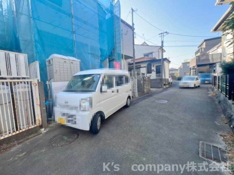 茅ヶ崎市菱沼1丁目　新築戸建の前面道路含む現地写真|2025.12.4撮影◇