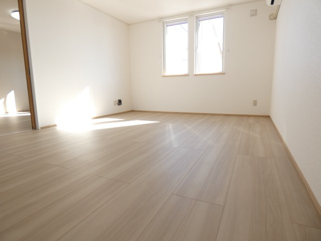 ROTHTLE（ロストル）の居間・リビング