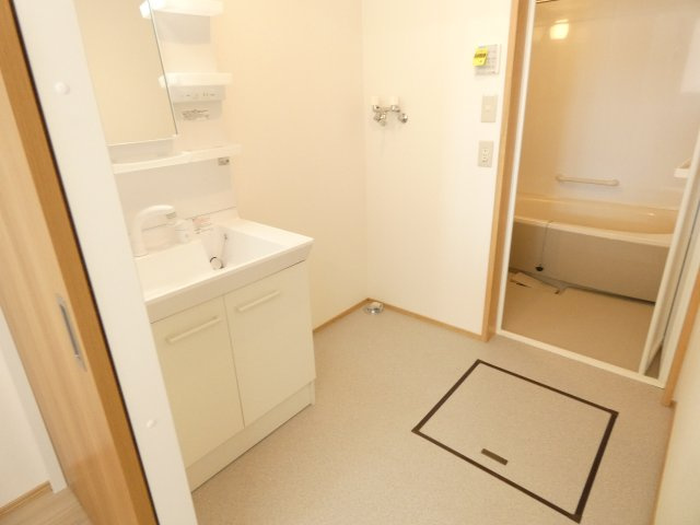 ROTHTLE（ロストル）の洗面所