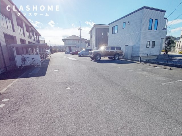 アンプルールリーブルＷｉｎｇ　　　刈谷市近郊の賃貸はクラスホーム刈谷店の駐車場