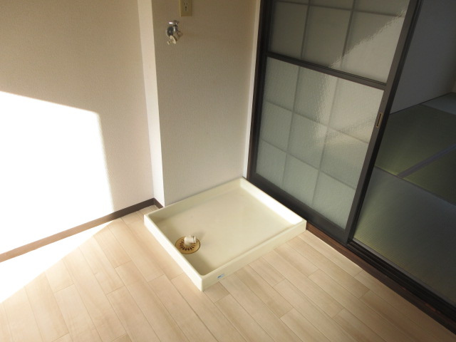 【設備】 | フレグランスＭ | 室内洗濯機置場