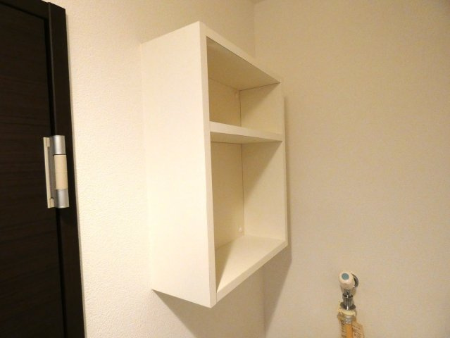 ソレイユの収納|洗濯機上収納棚です