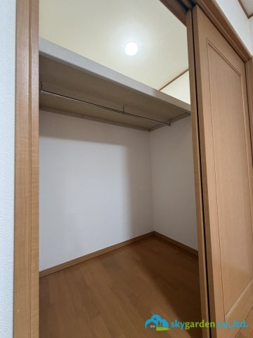 平塚市四之宮4丁目　中古戸建の収納