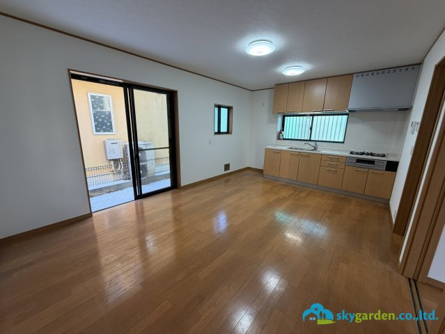 平塚市四之宮4丁目　中古戸建の居間・リビング