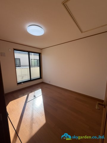 平塚市四之宮4丁目　中古戸建の寝室