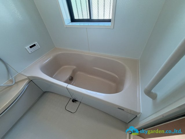 平塚市四之宮4丁目　中古戸建の浴室