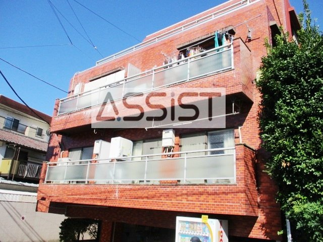 パインクレストコート