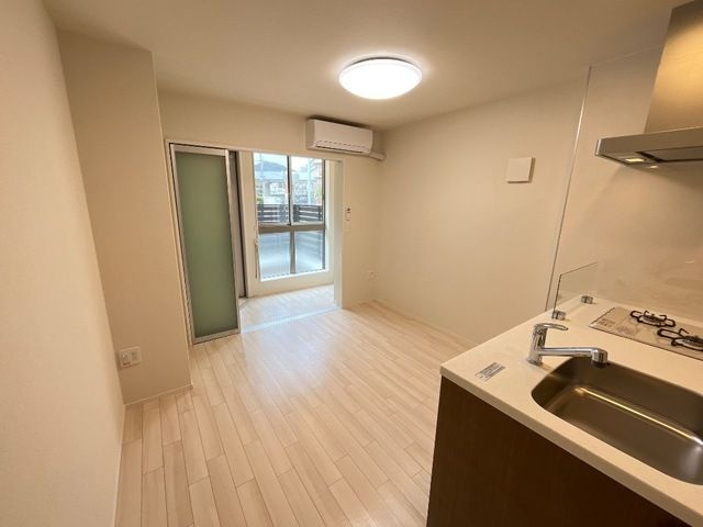 リヴェールメゾンの居間・リビング