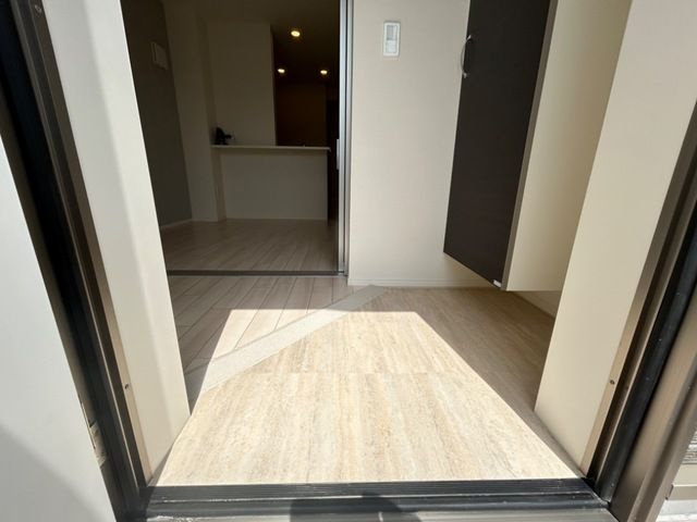 リヴェールメゾンの玄関