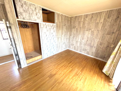 【洋室】 | 邑楽郡大泉町坂田5丁目 南庭 5SLDK