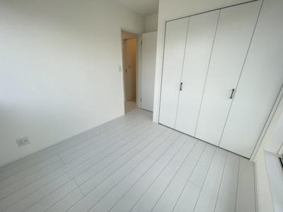 【洋室】 | 八重瀬町東風平Ⅲ（全2棟）1号棟 | ※同施工会社写真です　