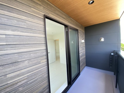 【バルコニー】 | 八重瀬町東風平Ⅲ（全2棟）1号棟 | ※同施工会社写真です　