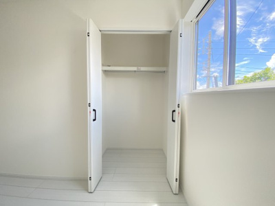 【収納】 | 八重瀬町東風平Ⅲ（全2棟）1号棟 | ※同施工会社写真です　
