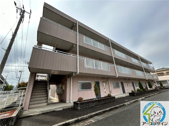 クラトンeyの外観