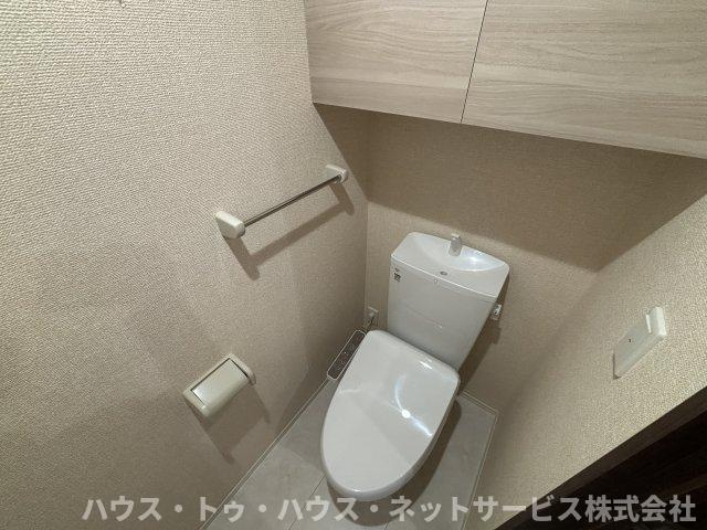 プラヴールのトイレ