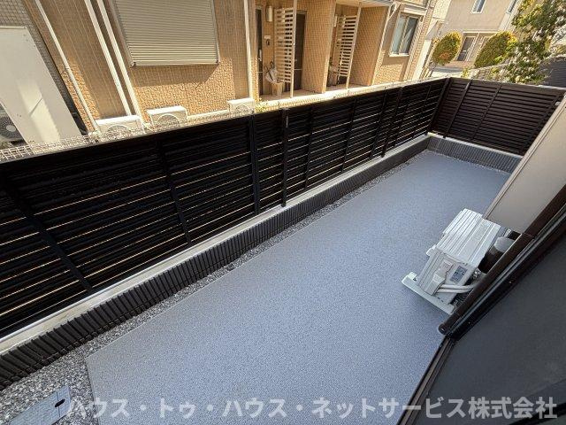 プラヴールのバルコニー