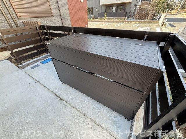 プラヴールのその他