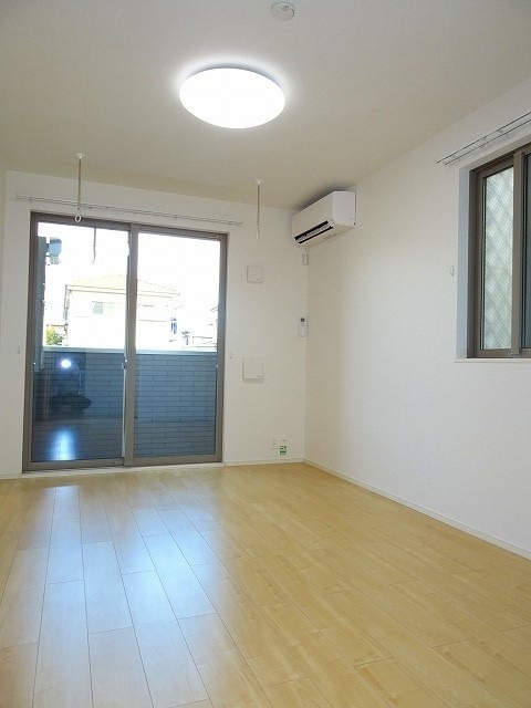 モデッサ・Kの居間・リビング