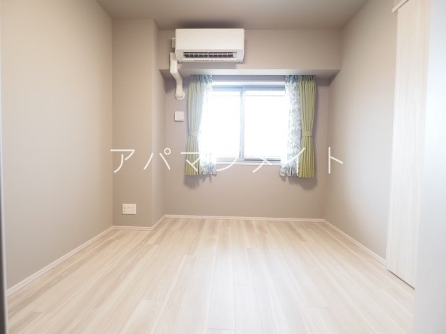 【洋室】 | ヴェレーナ横浜戸塚グランラルジュ | 戸塚周辺ならアパマンメイトへＬｅｔｓ Ｇｏ ！