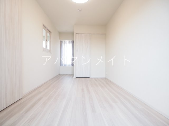 【寝室】 | ヴェレーナ横浜戸塚グランラルジュ | メゾネットタイプのお部屋