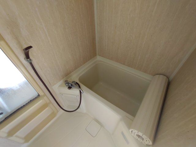 友希ハイツの浴室