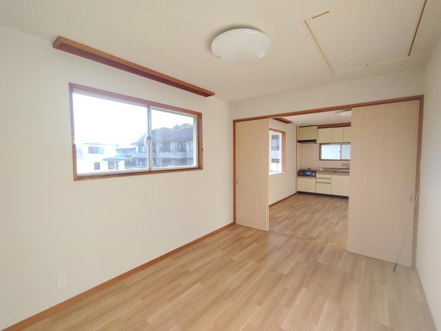 友希ハイツの居間・リビング