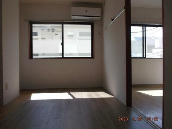 第8中島マンションの寝室