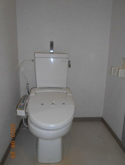 第8中島マンションのトイレ