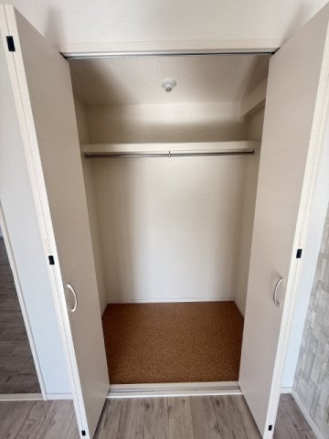 サンロイヤル新居壱番館の収納|収納豊富です