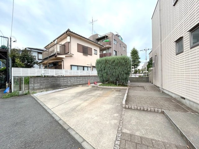 Ｖｅｒｄｅ昭島Ⅱの駐車場