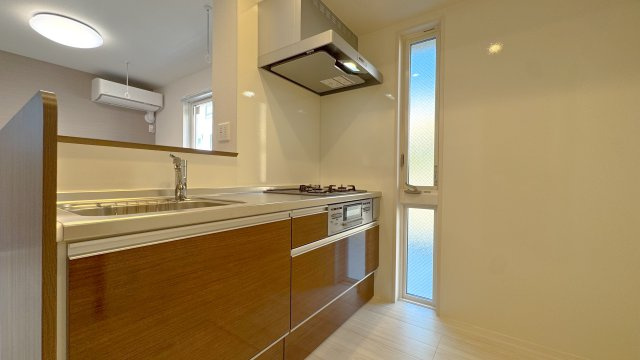 D-crinum 白銀Ⅱのキッチン|※反転タイプの間取となります。