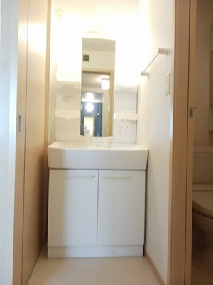 【洗面所】 | ラルジュＡ