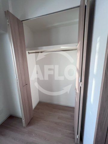 クローバー・プレミア長居公園東の収納|クローバー・プレミア長居公園東　クローゼット