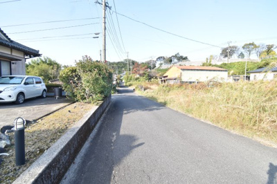 【前面道路含む現地写真】 | 肝属郡東串良町池之原　中古戸建