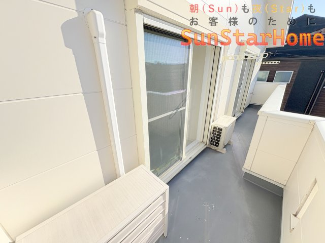 【サンスターホーム】青梅市塩船　注文施工　敷地50坪　並列3～4台駐車のバルコニー