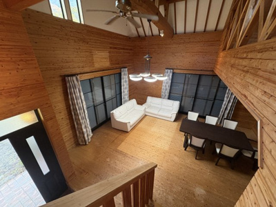 【居間・リビング】 | 丹波篠山市栗柄ログハウス調別荘