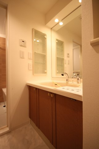 【独立洗面台】