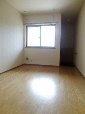 【寝室】 | アルスS