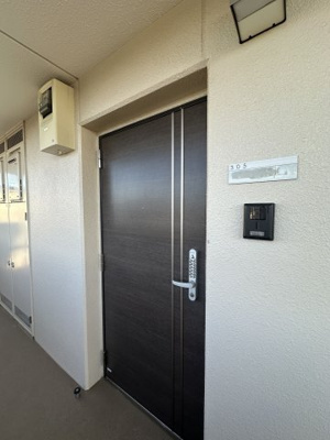 【玄関】 | グランインカム曙