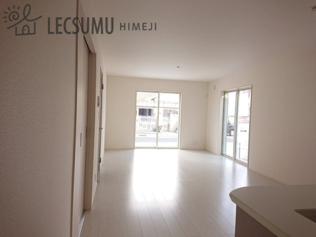 姫路市勝原区山戸3期/新築戸建の居間・リビング|同社施工例