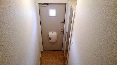 【玄関】 | カーサ・ツバキ弐番館