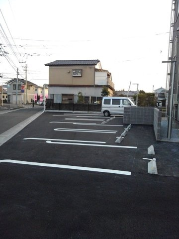 ボニート　Ⅱの駐車場