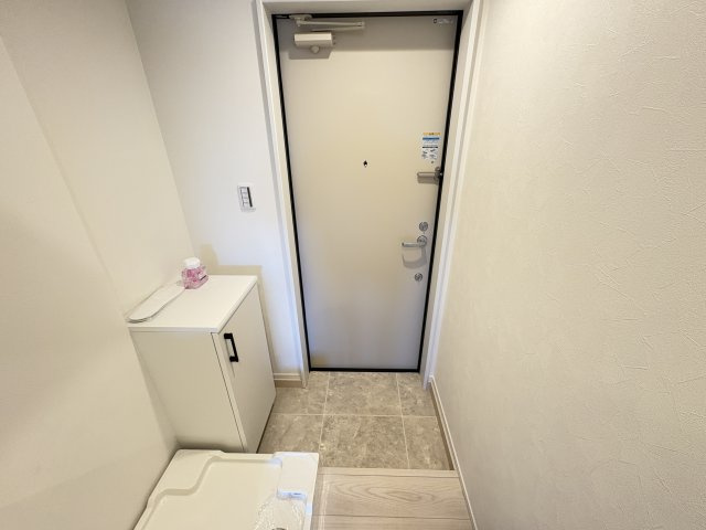 MQuarto福生の玄関
